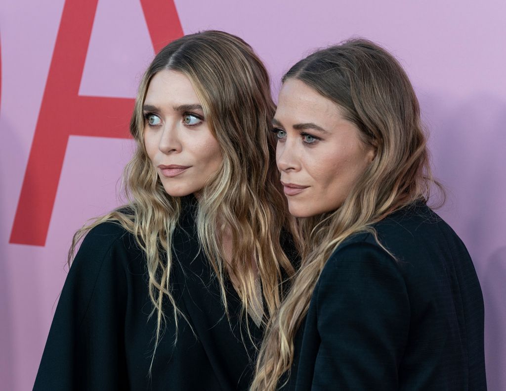 Olsen tuck: Το εύκολο και αβίαστο χτένισμα που κάνουν όλα τα it girls