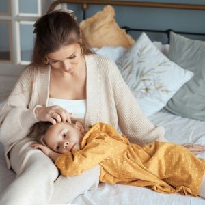 Συναισθηματική ρύθμιση: 5 πράγματα που κάνουν οι ήρεμοι γονείς