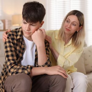 Έφηβοι: Όσο τους πλησιάζουμε, απομακρύνονται;