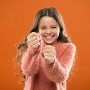 5 σημάδια που μαρτυρούν πως μεγαλώνετε ένα παιδί με… ατσάλινη θέληση