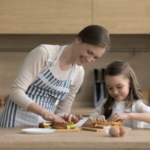 Σνακ για μετά το σχολείο: «Μικρά γεύματα» για να γεμίσουμε τις μπαταρίες τους