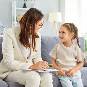 Παιδιά με ΔΕΠΥ: Τι τα δυσκολεύει στην επεξεργασία προσώπων;