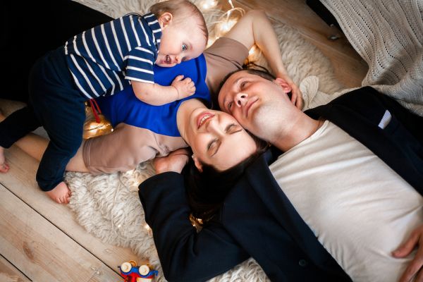 Πολυάσχολοι γονείς: Φέρνοντας τη χαρά στην καθημερινότητά μας | imommy.gr