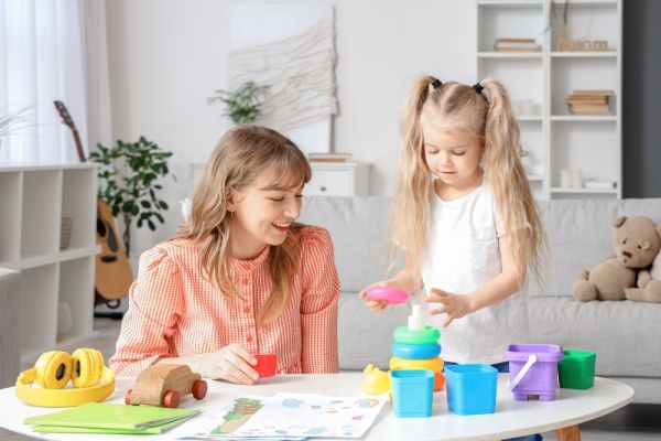 Σαββατοκύριακο χωρίς πλάνα: Είναι η λύση για τις εξαντλημένες οικογένειες;
