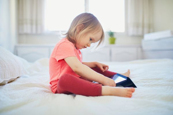 Σχεδόν το 40% των 2χρονων έχουν το δικό τους tablet | imommy.gr