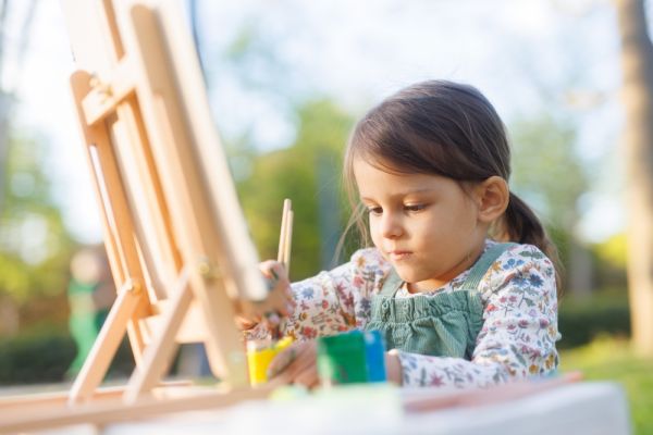 Η φύση ως καμβάς: Δημιουργικές δραστηριότητες που θα λατρέψουν τα παιδιά | imommy.gr