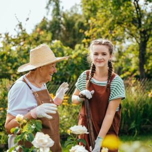 Τα «χόμπι της γιαγιάς» βοηθούν την ψυχική υγεία των εφήβων