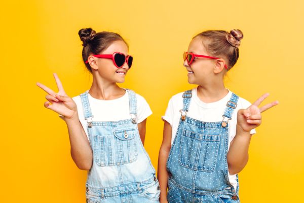 Αδέλφια: Τι ρόλο παίζουν στο πώς μεγαλώνει ένα παιδί; | imommy.gr