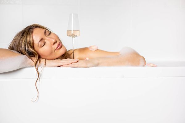 Champagne blonde: Η κορυφαία απόχρωση του ξανθού για το 2026 | imommy.gr