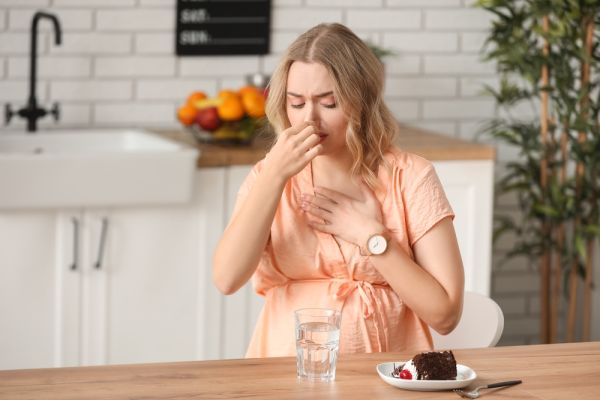 Δυσγευσία στην εγκυμοσύνη: Όταν ξαφνικά όλα έχουν περίεργη γεύση | imommy.gr