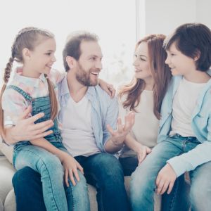 «Kama Muta»: Το συναίσθημα που αλλάζει τη σχέση (και) με το παιδί μας