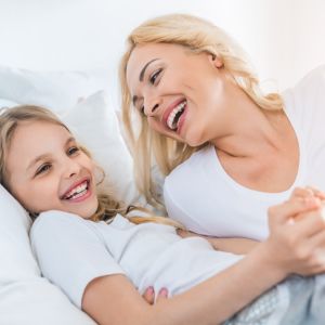 «Μαμά, γέλα λίγο ακόμα»: Το γέλιο μας ενώνει με το παιδί