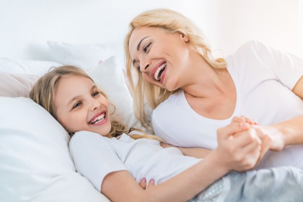 «Μαμά, γέλα λίγο ακόμα»: Το γέλιο μας ενώνει με το παιδί | imommy.gr