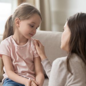 Συγγνώμη: Η πιο σημαντική «κληρονομιά» για το παιδί μας