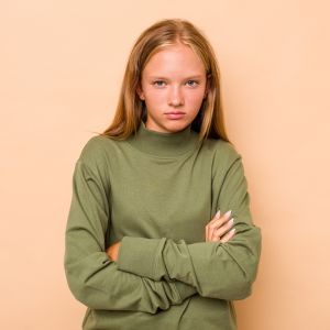 Κορίτσια: Γιατί φοβούνται να… μεγαλώσουν;