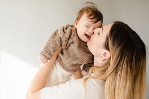 5 πράγματα που κανείς δεν σου λέει για το πρώτο παιδί