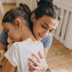 Soft parenting: Η καθοριστική διαφορά από το gentle parenting