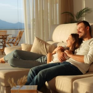 Αποτελεσματικοί τρόποι να ενισχύσετε τη συναισθηματική οικειότητα στον γάμο σας