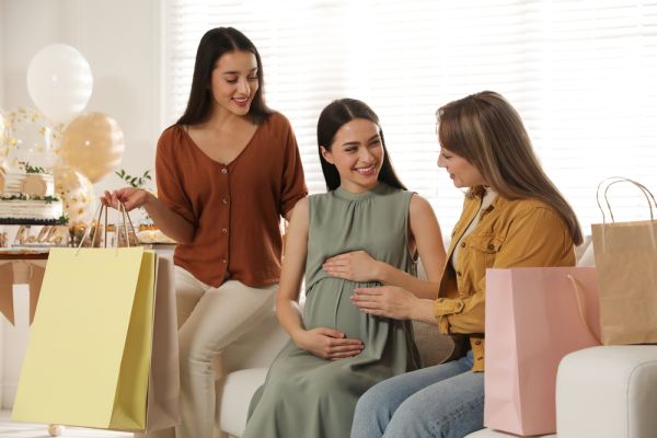 Hatchelorette: Η νέα τάση που αντικαθιστά το baby shower | imommy.gr