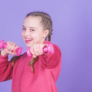 Άσκηση & διατροφή: Τι πρέπει να τρώνε τα παιδιά που αθλούνται;