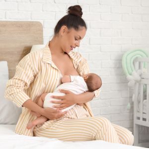 Θηλασμός και αυτοέλεγχος στα παιδιά: Τι δείχνει νέα μελέτη