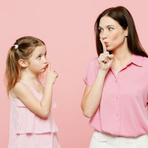 Γιατί τα παιδιά λένε «μαμά» μόνο όταν είναι απασχολημένη;