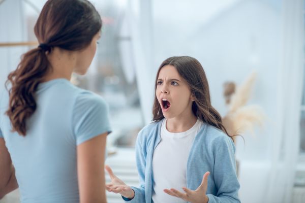Θυμός: Πώς να τον αντιμετωπίσετε στους εφήβους;