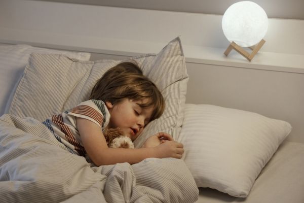 Γιατί το νήπιο ξυπνάει τη νύχτα; 10 πιθανοί λόγοι | imommy.gr