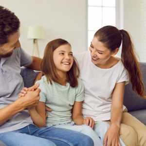 Ψέματα: Τι βοηθά να λέμε στο παιδί κι ας μην το πιστεύουμε;