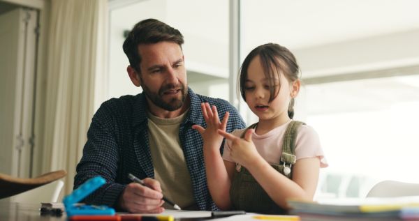 Γιατί οι μπαμπάδες δεν συμμετέχουν στη «σχολική ζωή» των παιδιών τους; | imommy.gr